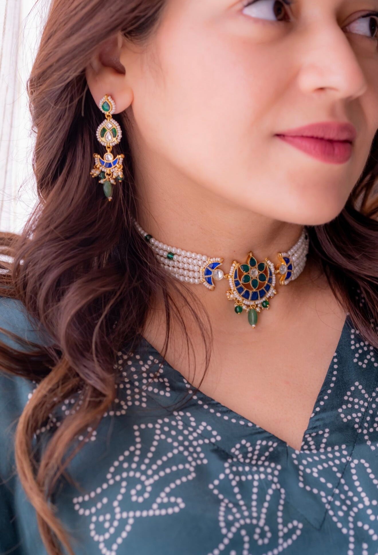 Zareen choker set