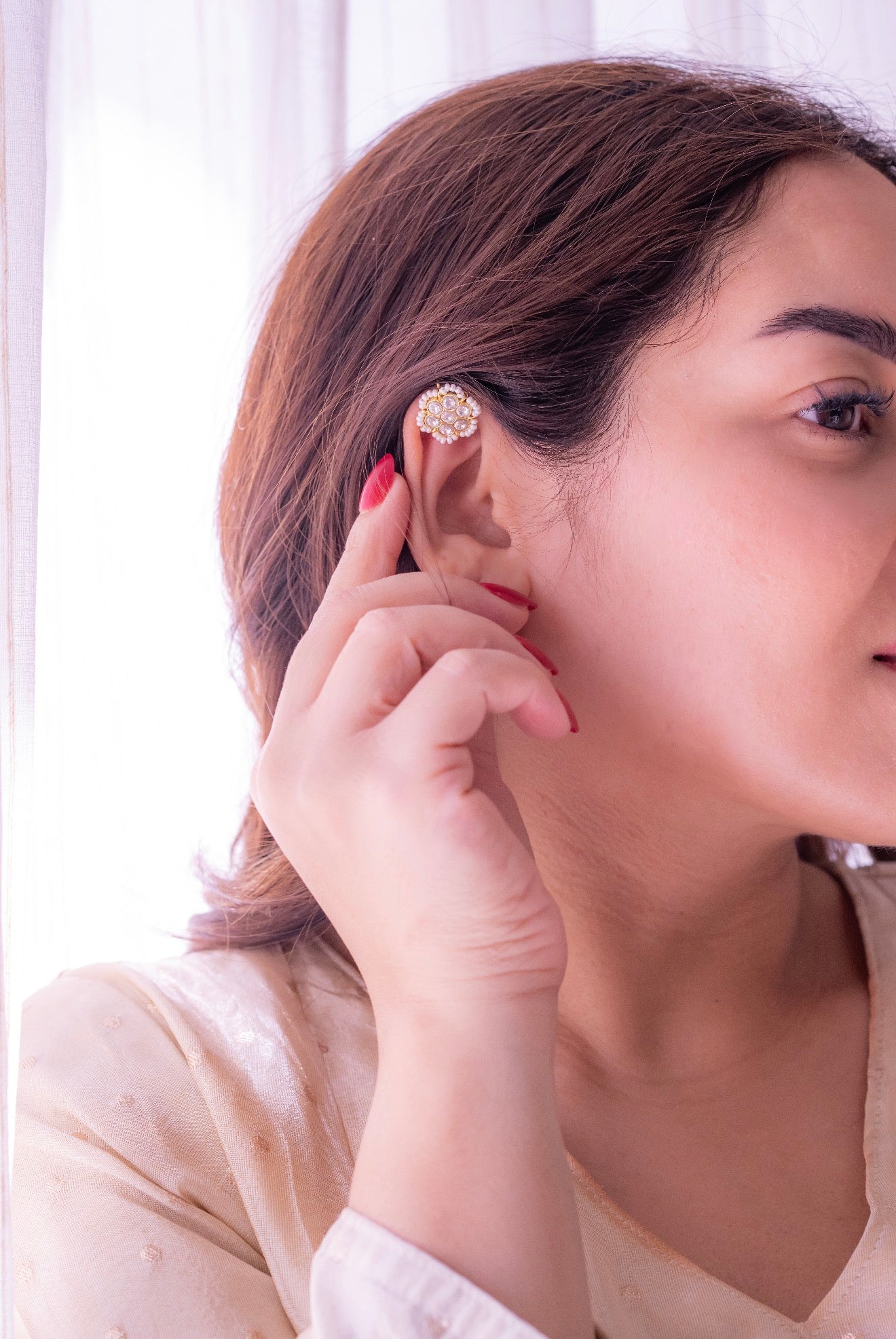 Naaz ear-clip